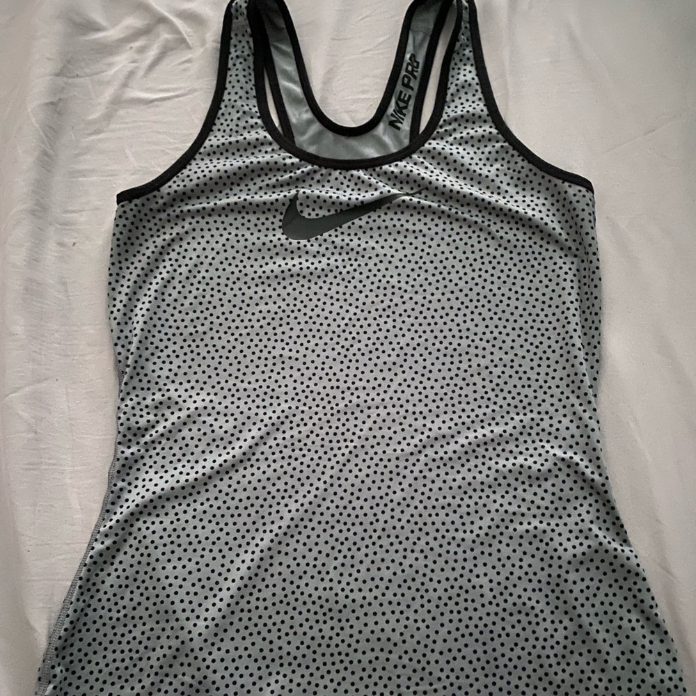 Nike pro tank